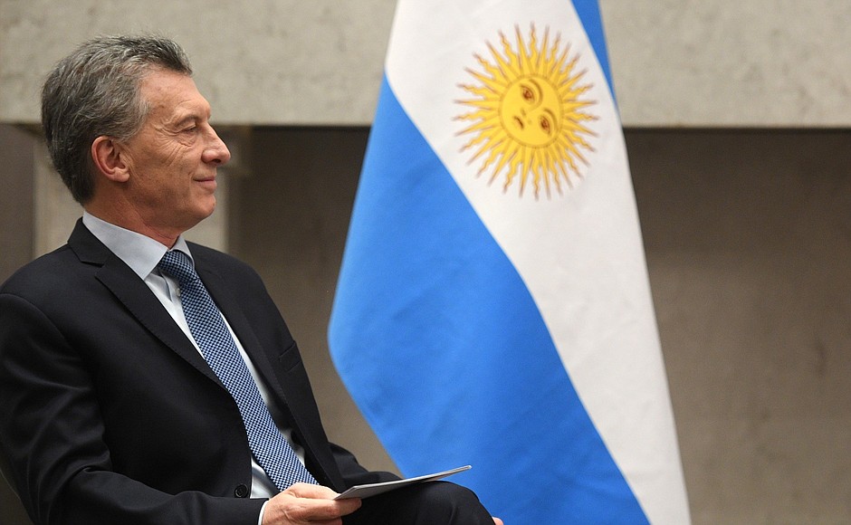 Countries begin announcing measures against Venezuelan government